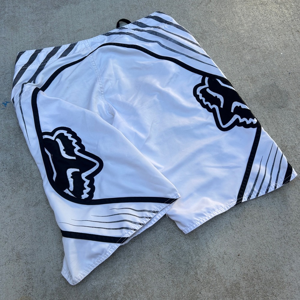 Fox Racing Board Shorts 34 White Black Rare Vintage Y2K Skater Streetwear Moto
